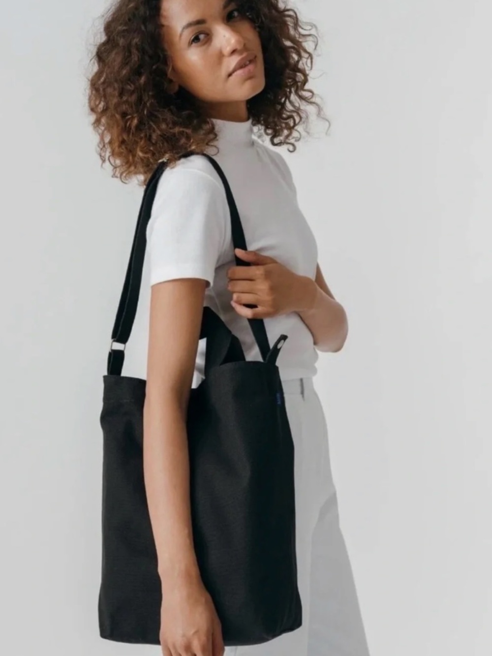 BAGGU Black Vertical Duck Canvas Tote with Adjustable Shoulder Strap